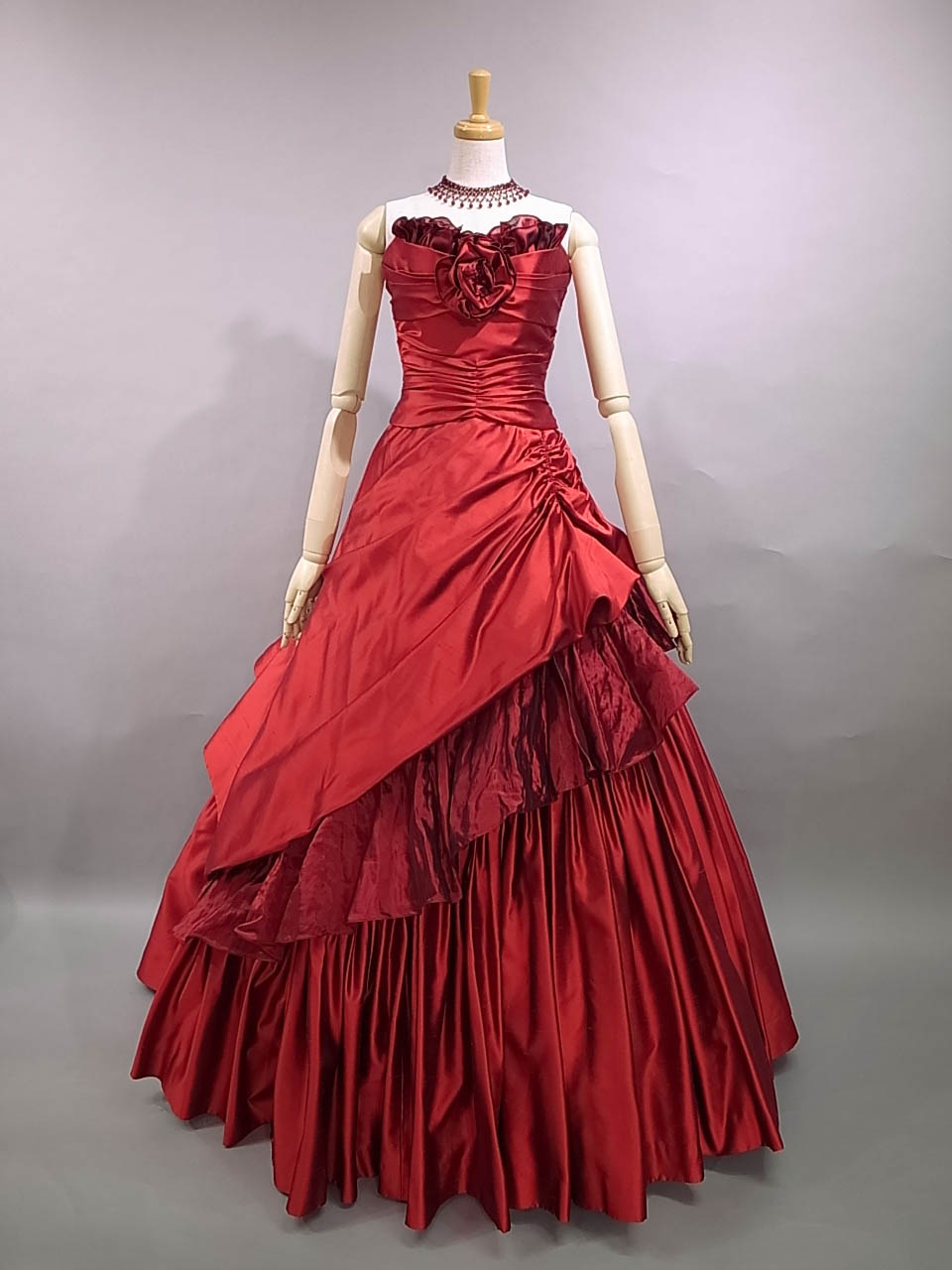 シルクのカラードレス 1119赤・レッド（レンタル） ラ・クチュール ヨシエ